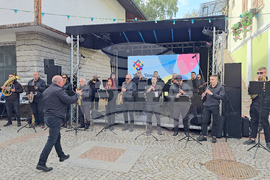 Ловеч - Фестивал на побратимените градове и приятели