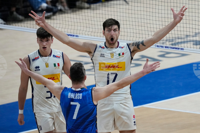 Италианският волейболист Симоне Анцани обяви, че се оттегля от националния отбор