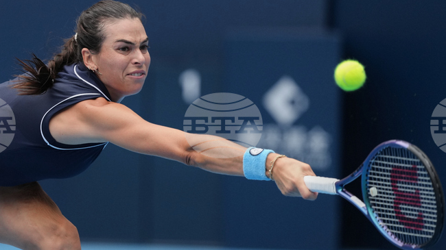 Айла Томлянович и Мари Боузкова продължават във втория кръг на тенис турнира в Бризбейн