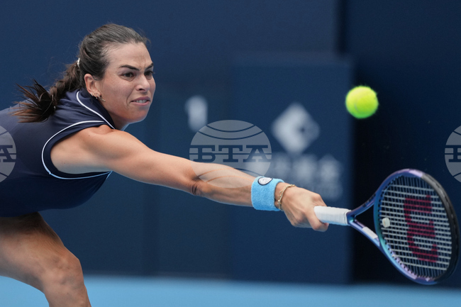 Айла Томлянович и Мари Боузкова продължават във втория кръг на тенис турнира в Бризбейн