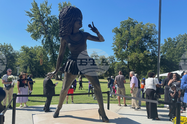 Tina Turner-Statue