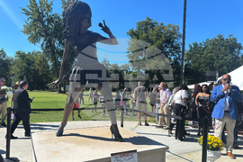 Tina Turner Statue