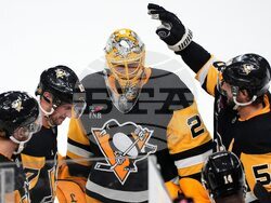 Penguins Final Bow Hockey