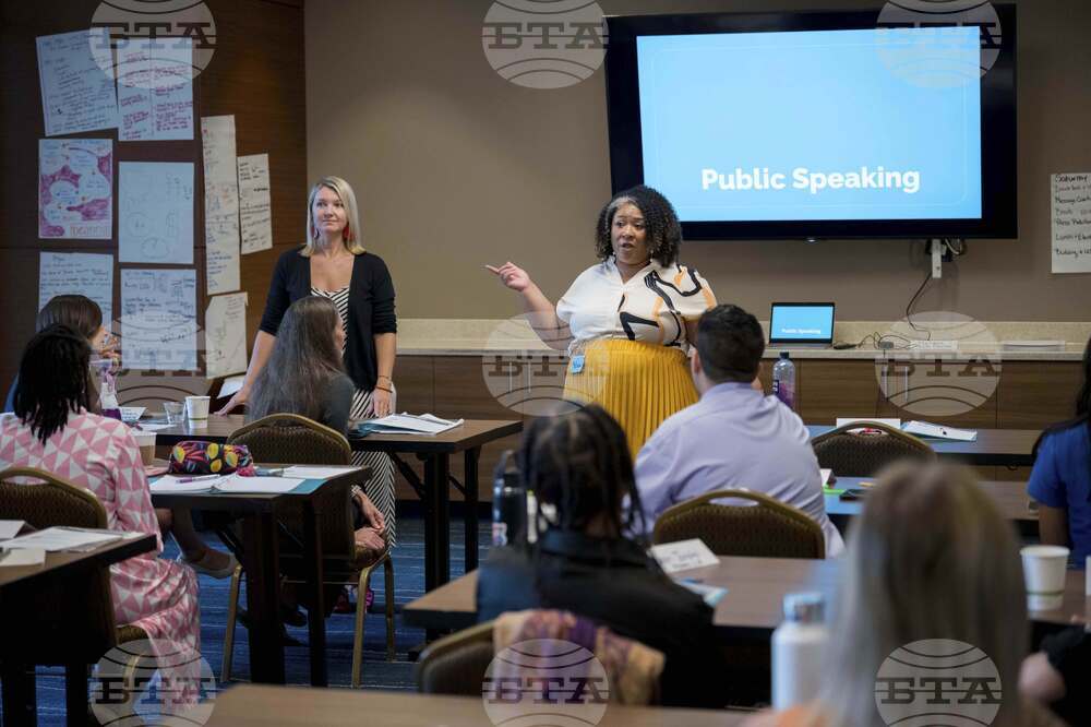 Statehouses Recruiting Women