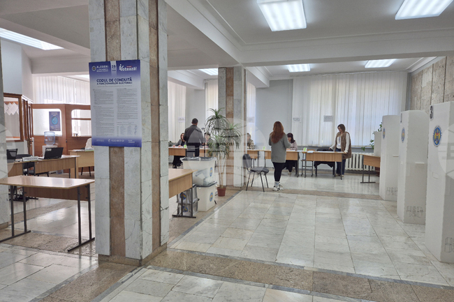 Започна изборният ден в Молдова