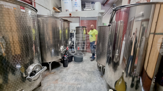 Boutique Winery Pioneers Grape Press Innovation