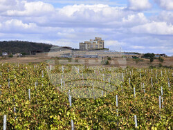 Нова Загора - винарска изба „Едоардо Миролио“