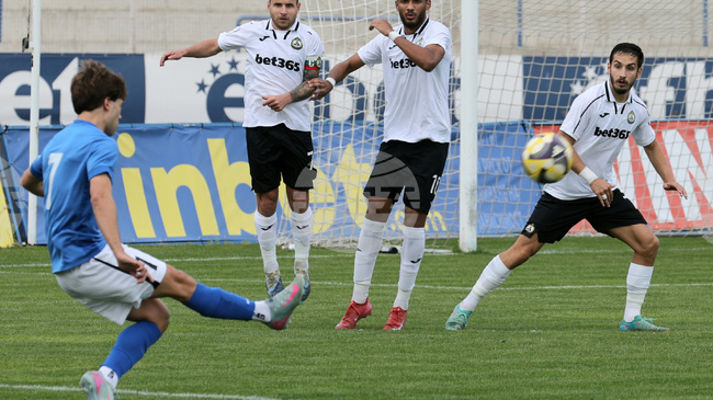 Славия постигна домакински успех срещу Спартак Варна в първи мач от 25-ия кръг в Първа лига