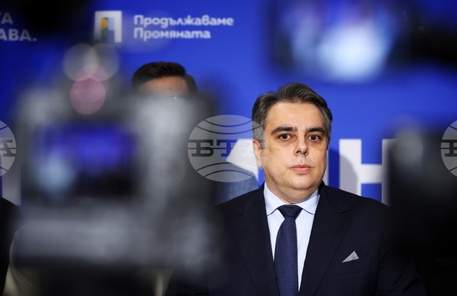 "Продължаваме промяната - Демократична България" внесе вот на недоверие към правителството, съобщиха от коалицията