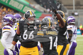 Vikings Steelers Football