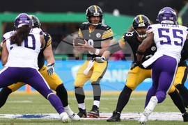 Vikings Steelers Football