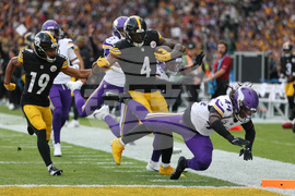 Vikings Steelers Football