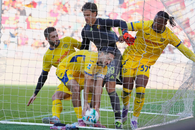 Гасперини за представянето на вратаря Свилар: „Той е много силен“