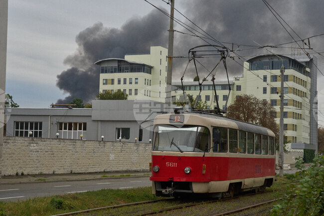 Руска въздушна атака нанесе щети в Киев; летището на руския град Калуга бе затворено