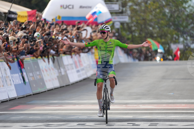 Тадей Погачар прибави още една титла към визитката си след успех и на Европейското първенство по колоездене във Франция