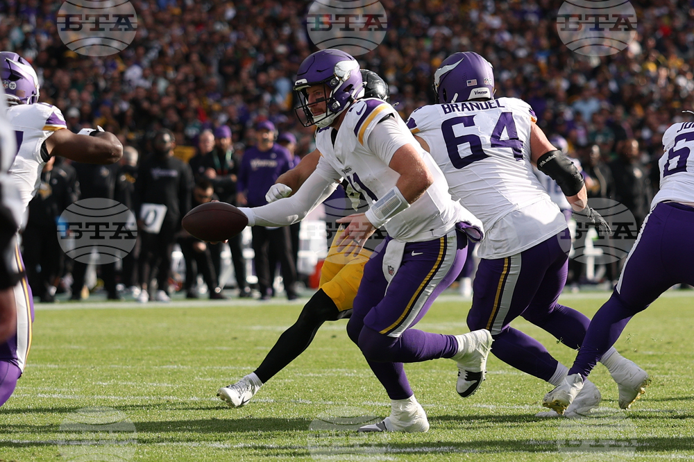 Vikings Steelers Football