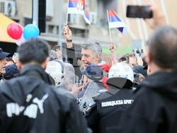 Сърбия - контрапротест