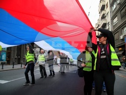 Сърбия - протест в защита на правителството