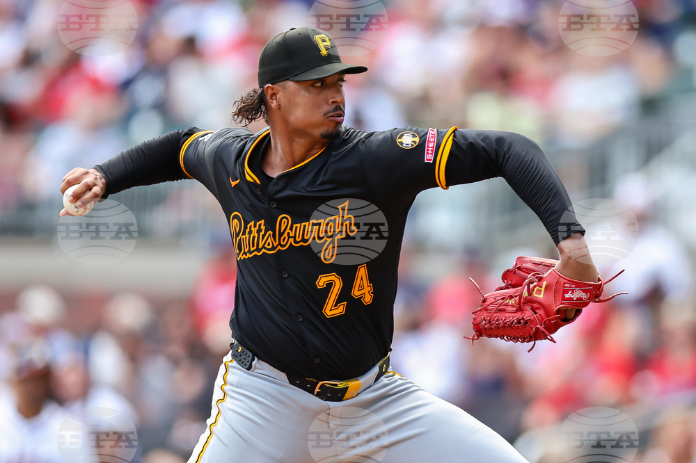 Pirates Braves Baseball