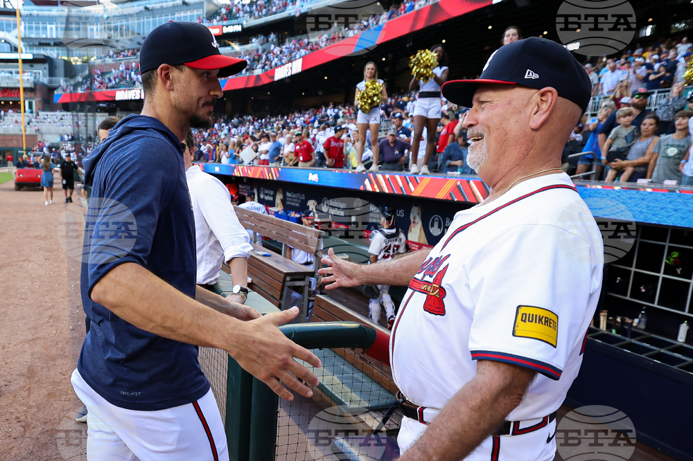 Pirates Braves Baseball