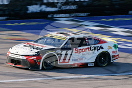 NASCAR Kansas Auto Racing