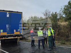 Село Зелен дол - катастрофа - тежкотоварен автомобил