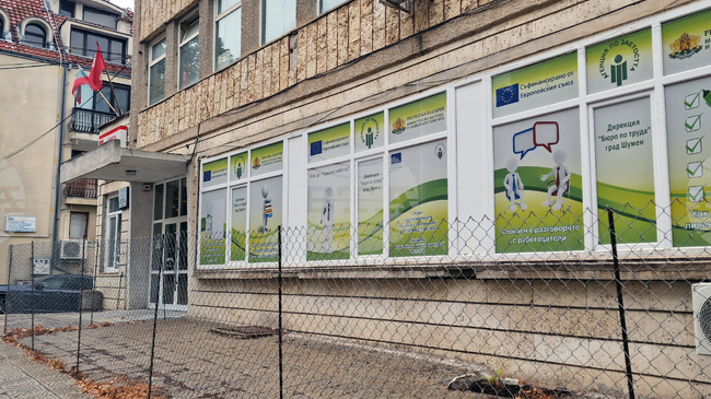 В Бюрото по труда в Шумен са обявени свободни работни места за експедитори, електромеханици, лекари, шофьори и дреги специалисти