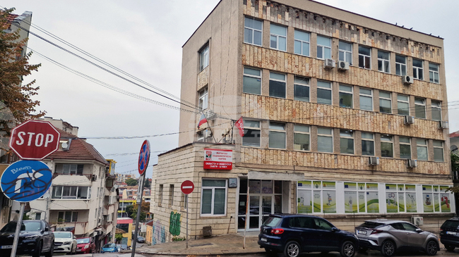 В Бюрото по труда в Шумен са обявени свободни работни места за лекари, учители, шофьори на тежкотоварни автомобили, психолог, фелдшер