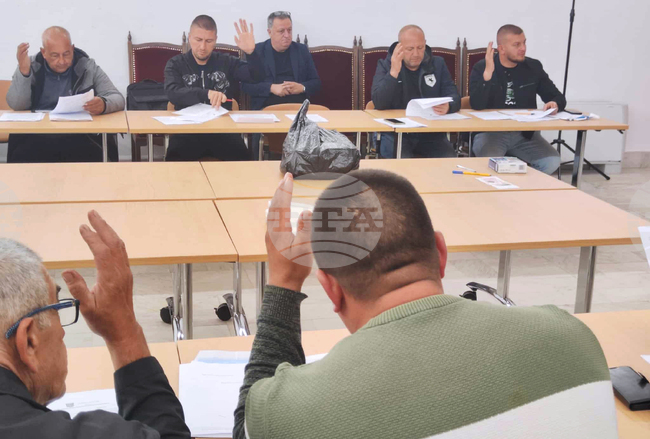 Общинският съвет в Котел одобри промени в бюджета за 2025 г. и учреди Етична комисия