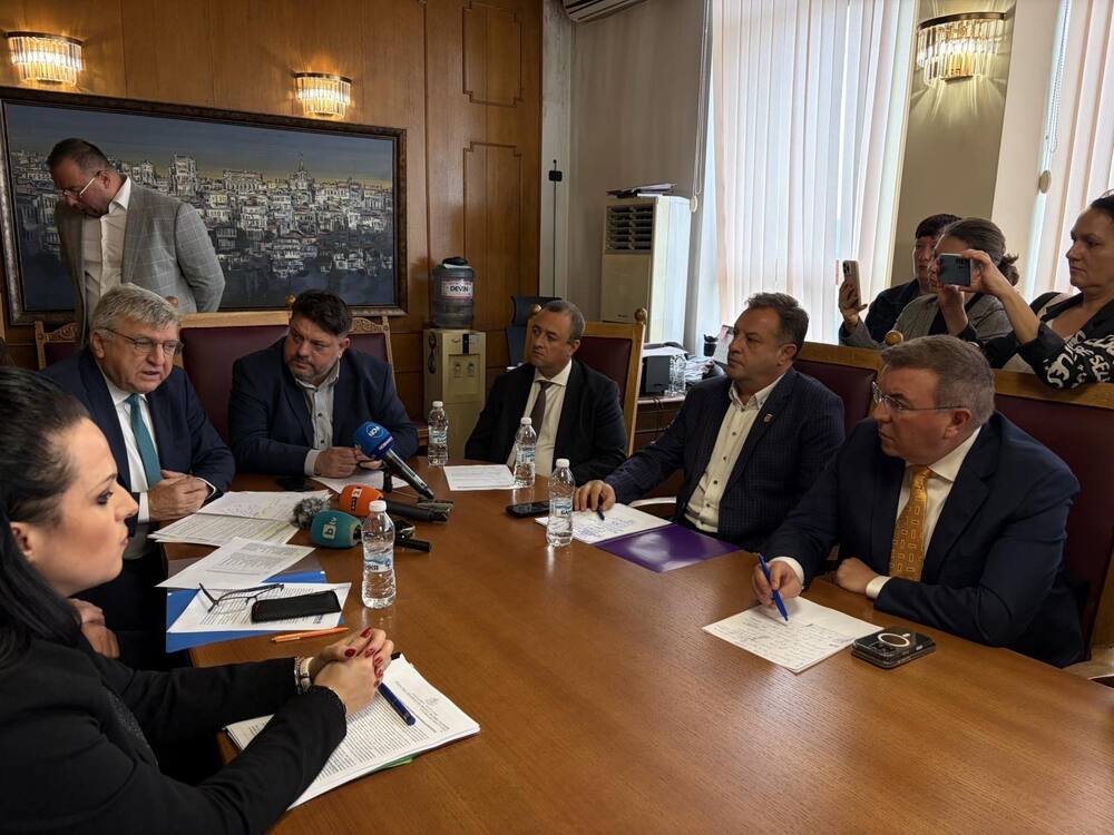 Министерски съвет: Режим на водата във Велико Търново и в областта няма да има, заяви вицепремиерът Атанас Зафиров