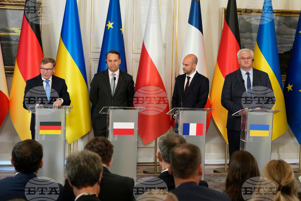 Европейски външни министри отдадоха почит на "несломимия дух" на Украйна