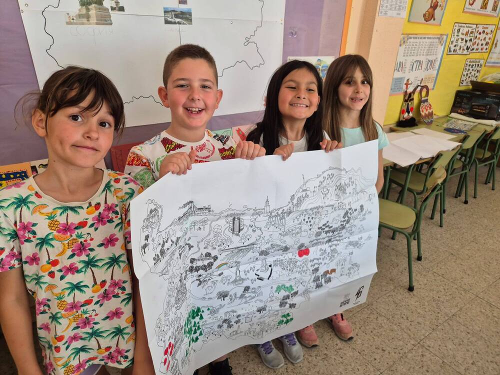 Българското неделно училище „Азбукарчета“ в Торехон де Ардос, Испания, продължава записването на ученици за новата учебна година