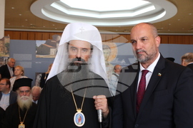 Гърция - Солун - списание „Теология“ - годишнина - „Вселената те провъзгласява за свой застъпник: Свети Димитър Мироточиви на Балканите. Емблематични места за поклонение, преносими икони и стенописи“ - изложба