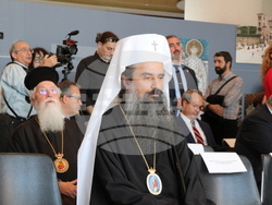 Гърция - Солун - списание „Теология“ - годишнина - „Вселената те провъзгласява за свой застъпник: Свети Димитър Мироточиви на Балканите. Емблематични места за поклонение, преносими икони и стенописи“ - изложба