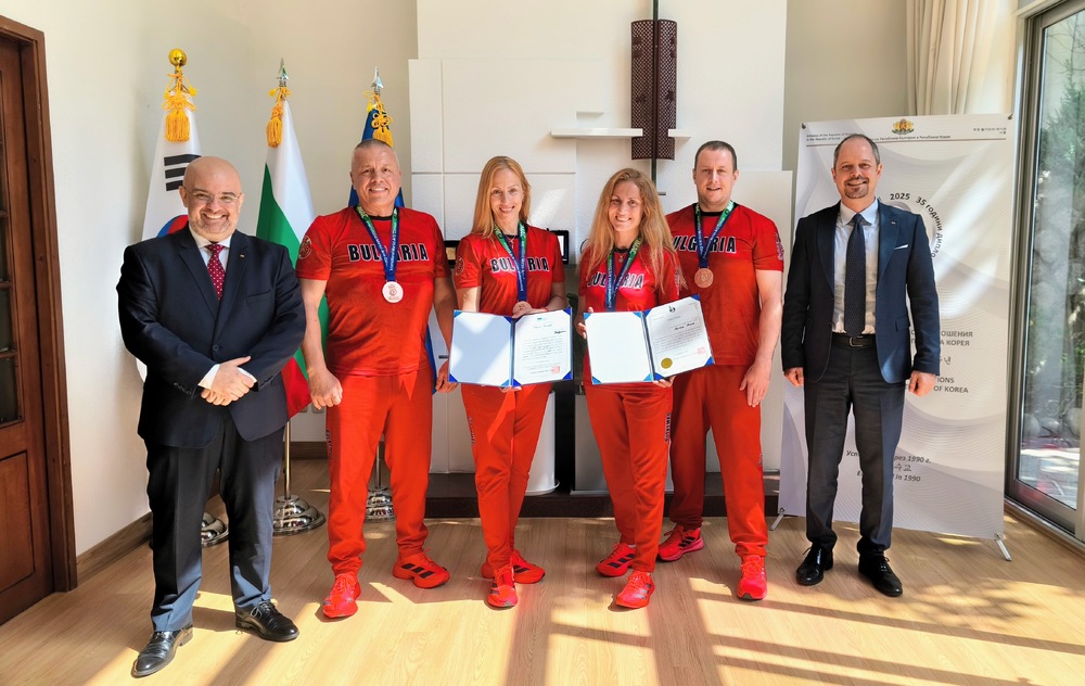 Делегация от Националната федерация по българско кемпо „Булкемпо“ посети Българското посолство в Сеул