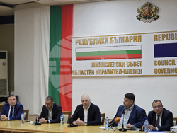 Плевен - Росен Желязков - Областен кризисен щаб - извънредно заседание