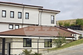 Село Капатово - винарска изба „Вила Мелник“