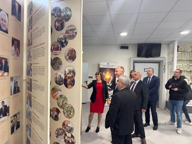 Министерство на образованието и науката: Проекти за 20 млн. лв. се реализират в училища в Разград