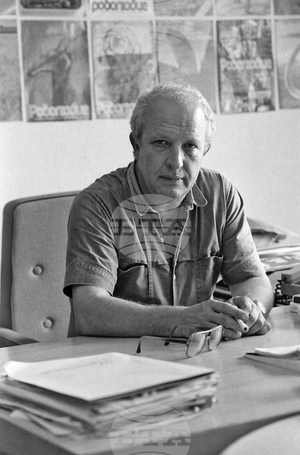 Никола Инджов - поет, публицист и преводач