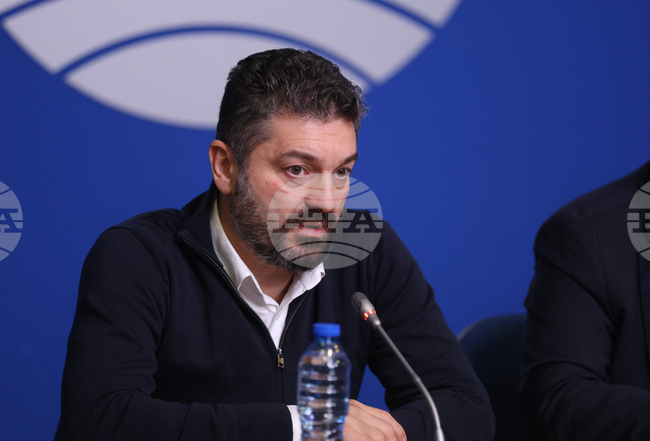 Сътрудничеството с БТА трябва да може да направи България разпознаваема дестинация за здраве през хранителни продукти, заяви Васил Христов, член на УС на БКПЗ, при подписването на договор за партньорство с Агенцията 