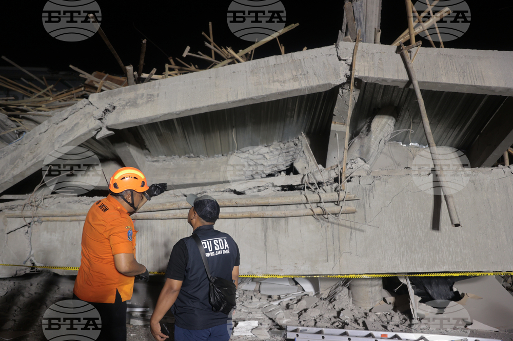 Indonesia Building Collapsed