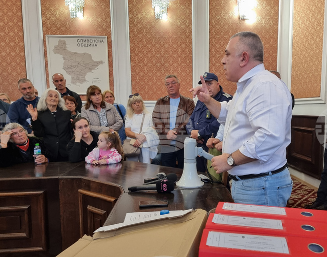 Община Сливен е готова да започне асфалтирането на квартал "Речица" след издаването на Акт 16