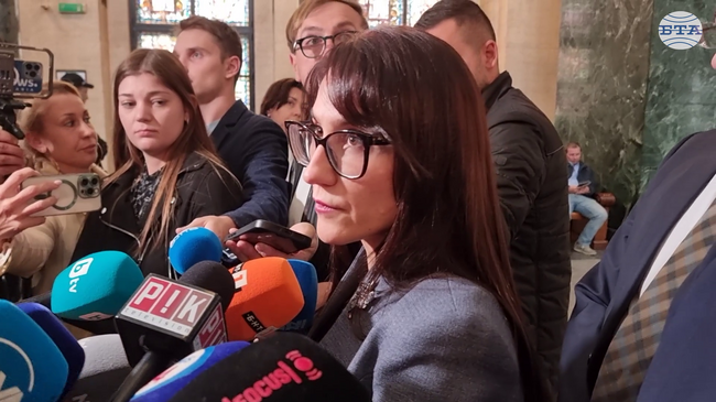 Прокуратурата е обвинила двама служители на „Автомобилна администрация“ за искане на подкуп от превозващи техника за концерта на Роби Уилямс в София