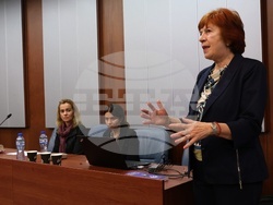 Колективна монография - „Дигитални неравенства“ - представяне