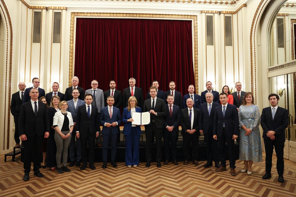 Bulgaria Joins Declaration on Semiconductor Industry Cooperation in EU
