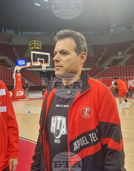 Треньорът на Апоел Тел Авив Димитрис Итудис преди дебютния мач срещу Барселона: "Искаме да покажем на Евролигата, че мястото ни е тук"