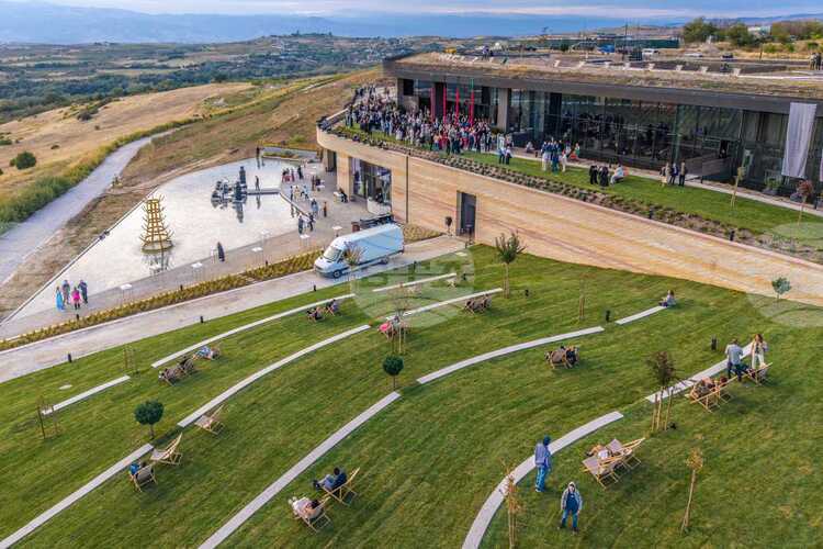 Art and Wine Co-exist in AYA Estate Vineyards Winery