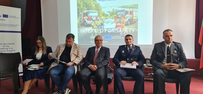 Областна администрация Русе: Сътрудничеството при извънредни ситуации между България и Румъния бе във фокуса на среща в Гюргево