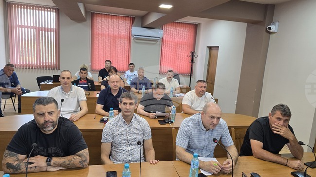 Общинският съвет в Кнежа прие отчета на общинските дружества за първото тримесечие на 2026 г.