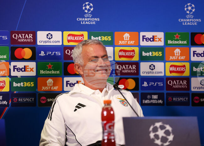 Жозе Моуриньо преди завръщането си на "Стамфорд Бридж": Винаги ще бъда "син"